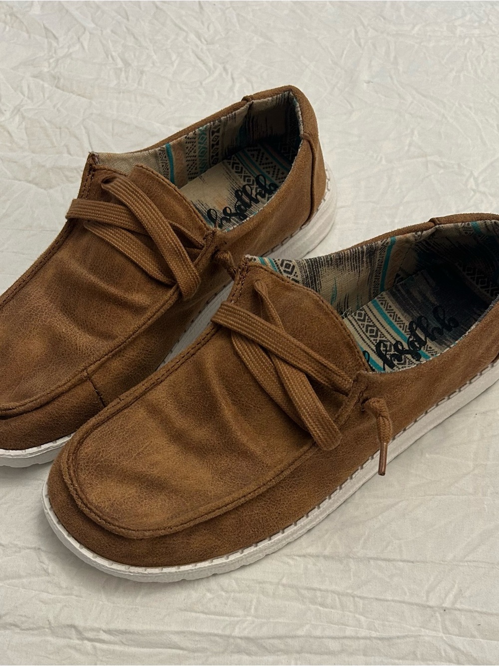 VERY G SLIP ON SHOE